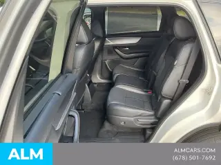 Mazda CX-90 2024 tracción en las cuatro ruedas 3.3 Turbo Preferred Plus SUV de 4 puertas