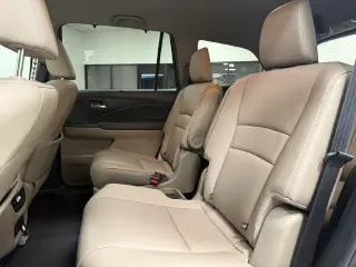 Honda Pilot 2022 Touring 4dr SUV con Asientos del Capitán Trasero