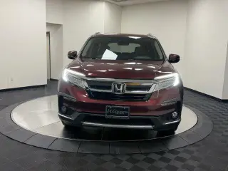 Honda Pilot 2022 Touring 4dr SUV con Asientos del Capitán Trasero
