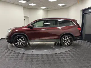 Honda Pilot 2022 Touring 4dr SUV con Asientos del Capitán Trasero