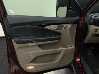 Honda Pilot 2022 Touring 4dr SUV con Asientos del Capitán Trasero