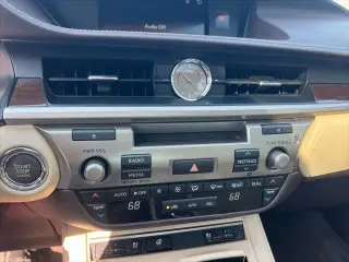 Lexus ES 350 2017 4p Sedana