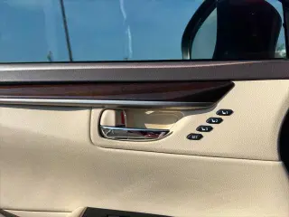 Lexus ES 350 2017 4p Sedana