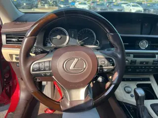 Lexus ES 350 2017 4p Sedana