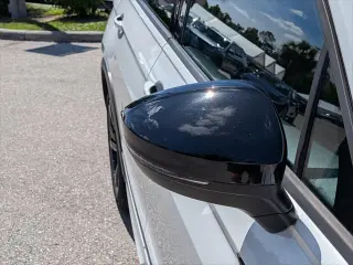 Volkswagen Tiguan 2023 SE R-Line Negro 4p SUV