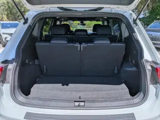 Volkswagen Tiguan 2023 SE R-Line Negro 4p SUV