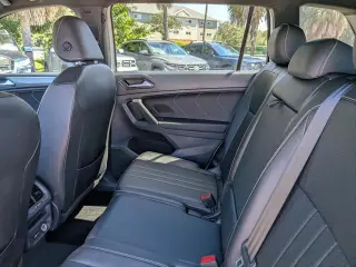 Volkswagen Tiguan 2023 SE R-Line Negro 4p SUV