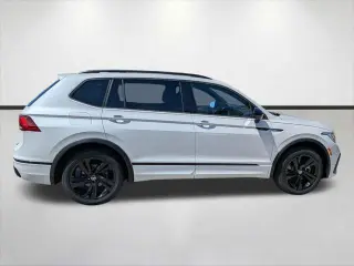Volkswagen Tiguan 2023 SE R-Line Negro 4p SUV