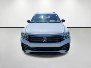 Volkswagen Tiguan 2023 SE R-Line Negro 4p SUV