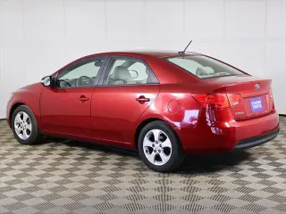 Kia Forte 2010 EX 4dr Sedan 5M