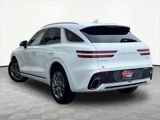 Genesis GV70 2025 AWD 2.5T Estándar 4p SUV