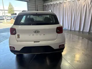 Hyundai VENUE 2023 SEL 4dr Crossover