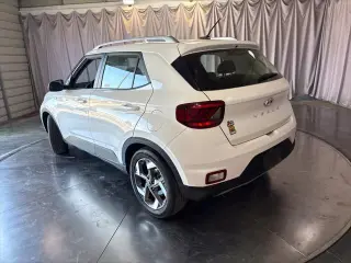 Hyundai VENUE 2023 SEL 4dr Crossover