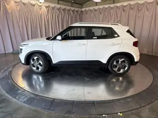 Hyundai VENUE 2023 SEL 4dr Crossover