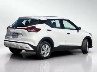 Nissan Kicks 2023 S 4dr Crossover