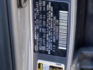 Hyundai VENUE 2024 Limited 4dr Crossover