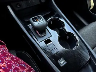 Nissan Rogue 2025 SV 4p Crossover