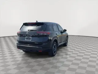 Nissan Rogue 2025 SV 4p Crossover
