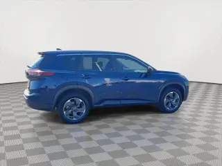 Nissan Rogue 2025 SV 4dr Crossover