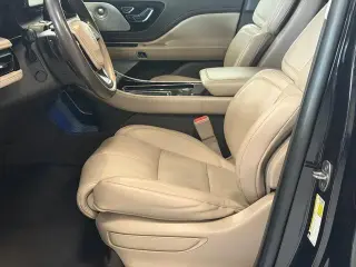 Lincoln Aviator 2021 AWD Reserve 4dr SUV