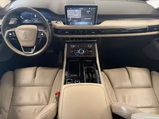 Lincoln Aviator 2021 AWD Reserve 4dr SUV