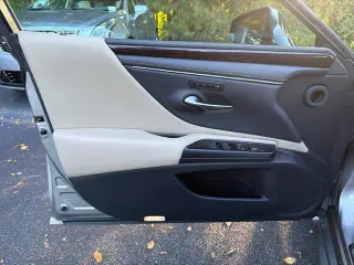 Lexus ES 350 2019 F SPORT 4dr Sedán