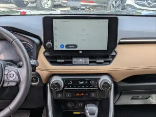 Toyota RAV4 Híbrido 2023 AWD XLE Premium SUV 4 puertas