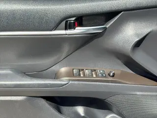 Toyota Camry 2021 SE 4dr Sedán