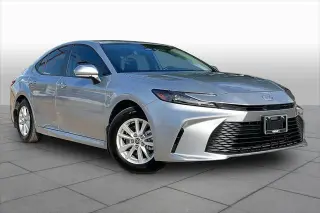 Toyota Camry 2025 LE 4dr Sedán