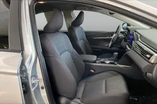 Toyota Camry 2025 LE 4dr Sedán