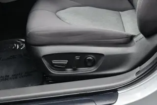 Toyota Camry 2022 AWD LE 4p Sedan