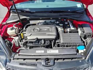Volkswagen Golf GTI 2017 S 4p Hatchback 6M