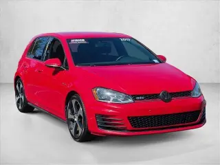 Volkswagen Golf GTI 2017 S 4p Hatchback 6M