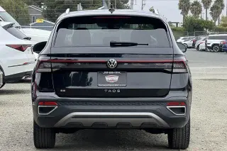 Volkswagen Taos 2025 SE 4p SUV