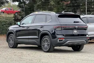 Volkswagen Taos 2025 SE 4p SUV