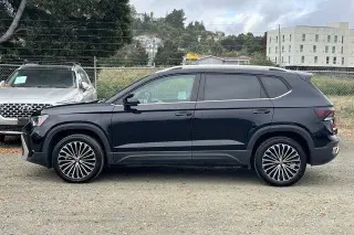 Volkswagen Taos 2025 SE 4p SUV