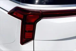 Kia Carnival 2025 LXS 4dr Mini-Van