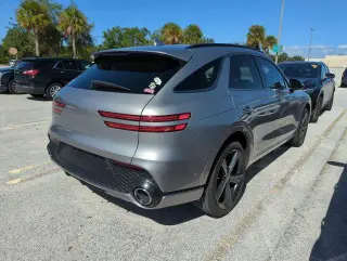 Genesis GV70 2022 AWD 2.5T Standard 4dr SUV