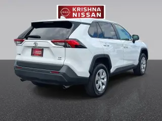 Toyota RAV4 2024 AWD LE 4dr SUV
