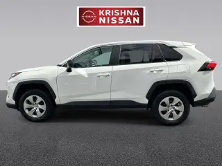 Toyota RAV4 2024 AWD LE 4dr SUV