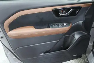 Subaru Forester 2025 AWD Touring 4p Crossover