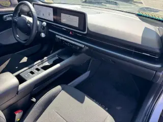 Hyundai IONIQ 6 2024 SE 4p Sedan