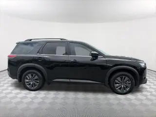Nissan Pathfinder 2024 SV 4dr SUV
