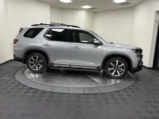 Honda Pilot 2023 AWD Elite 4dr SUV