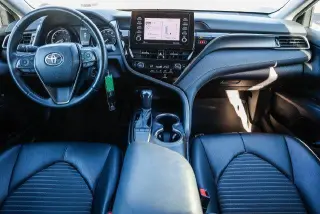 Toyota Camry 2022 SE 4p Sedana