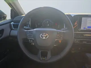 Toyota Camry 2025 AWD LE 4p Sedan