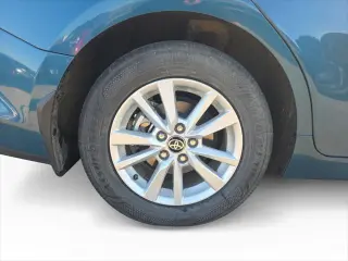 Toyota Camry 2025 AWD LE 4p Sedan