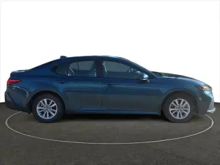 Toyota Camry 2025 AWD LE 4p Sedan