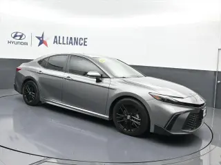 Toyota Camry 2025 SE 4dr Sedan