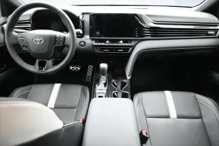 Toyota Camry 2025 SE 4dr Sedan